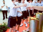 กิจกรรมหล่อเทียน เนื่องในวันอาสาฬหบูชาและวันเข้าพรรษา ประจำป ... Image 271